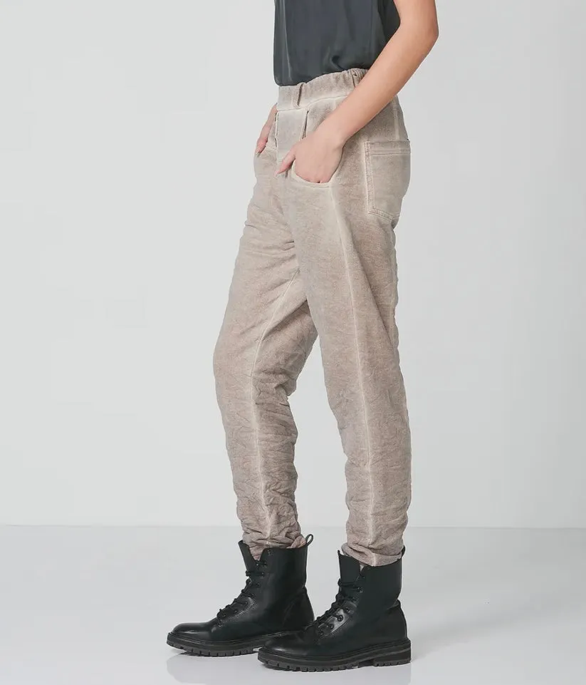 7787-10 Rabiha Trousers