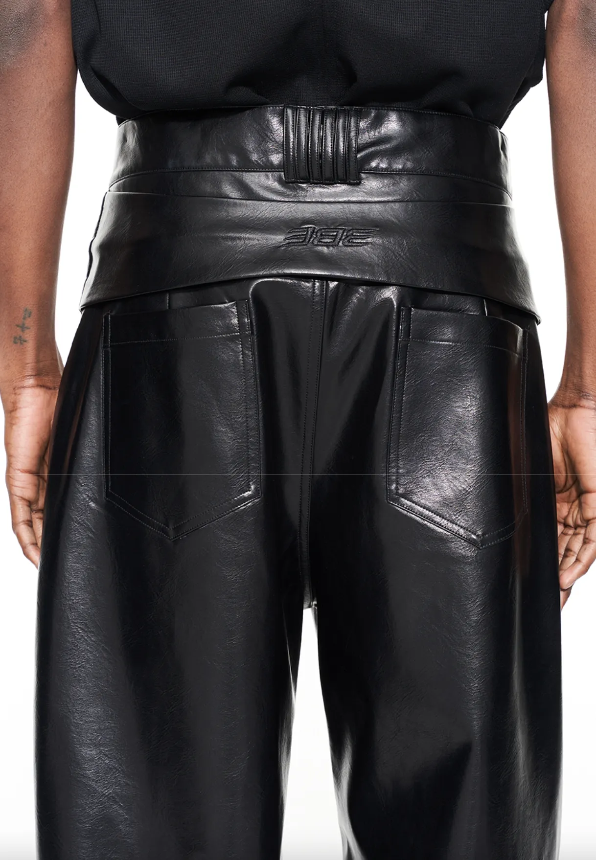 FAUX LEATHER STRAIGHT LEG PANTS