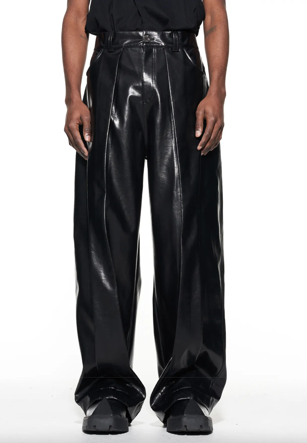 FAUX LEATHER STRAIGHT LEG PANTS