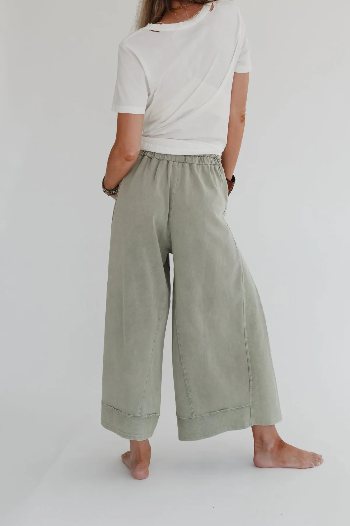 Relaxed Vibes Wide Leg Pants - Olive